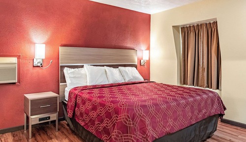 Standard Room, 1 King Bed, Non Smoking