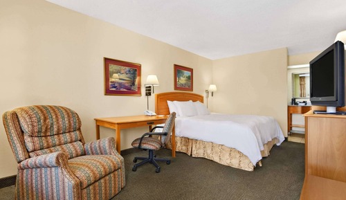 Room, 1 Double Bed, Accessible, Non Smoking (Mobility)