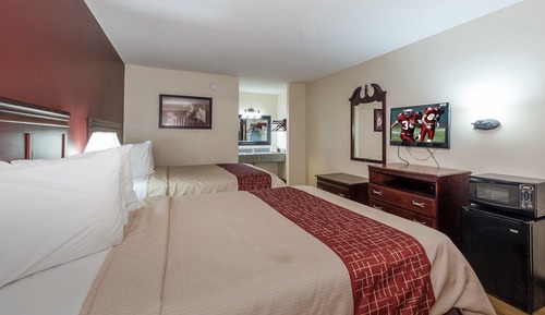 Deluxe Room, 2 Queen Beds, Accessible, Non Smoking