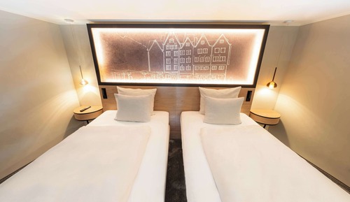 Suite, 2 Twin Beds (Tower Duplex)