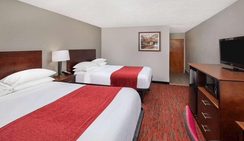 Room, 2 Queen Beds, Accessible, Non Smoking