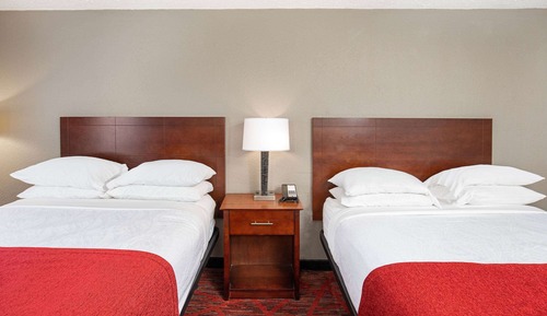 Room, 2 Queen Beds, Non Smoking