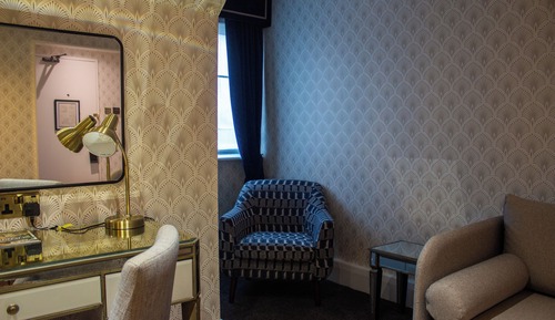 Suite