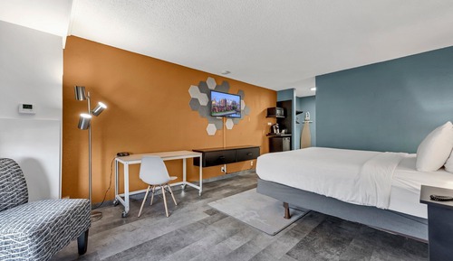 Deluxe Room, 1 King Bed