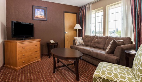 Suite, 1 Bedroom, Non Smoking (1 King Bed)
