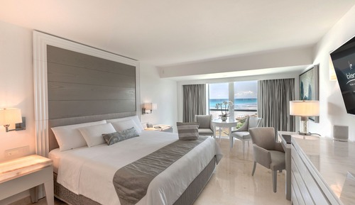 Royale Deluxe Partial Ocean View