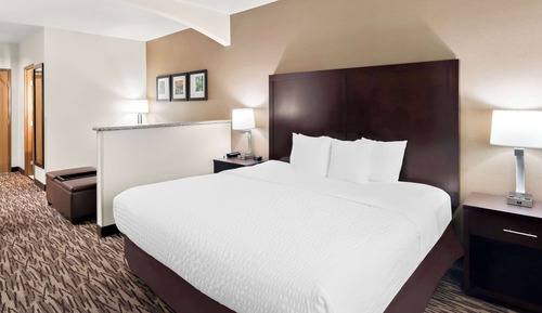 Comfort Room, 1 King Bed, Non Smoking