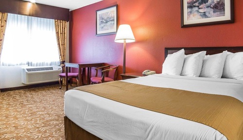 Standard Room, 1 Queen Bed, Non Smoking