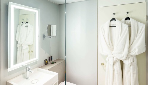 Executive Room, 1 King Bed