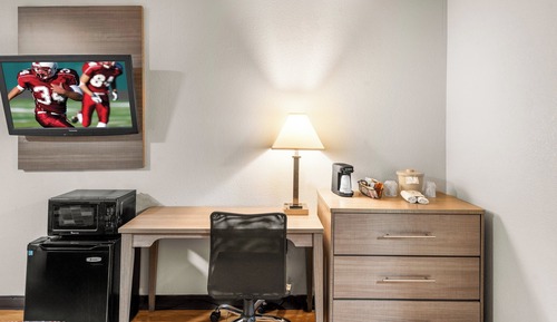 Superior Room, 1 King Bed (Smoke Free)