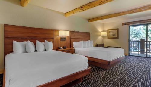 Standard Room, 2 Queen Beds, Accessible, Bathtub
