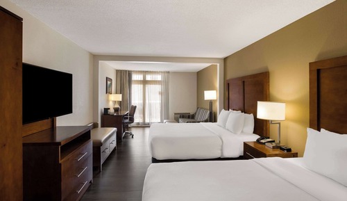 Room, Multiple Beds, Non Smoking (Upgrade)