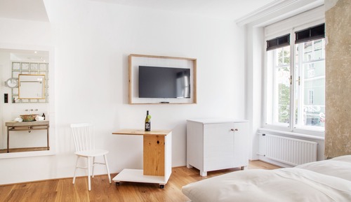 Grand Independent Room