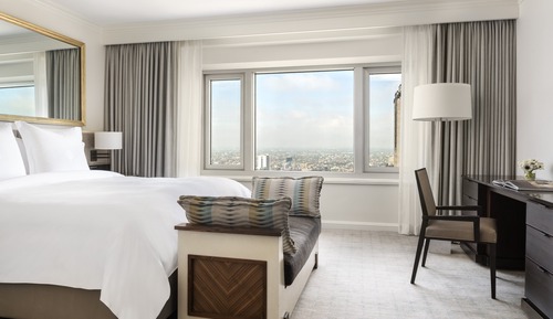 City View Room, 1 King Bed