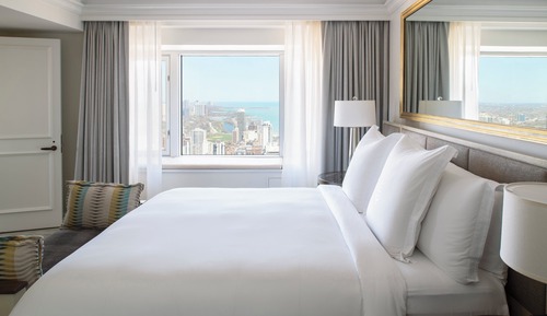 Premier Suite, Lake View