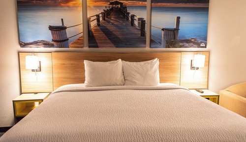 Room, 1 King Bed, Accessible (Interior Room)