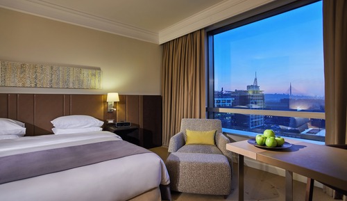 Club Room, 1 King Bed