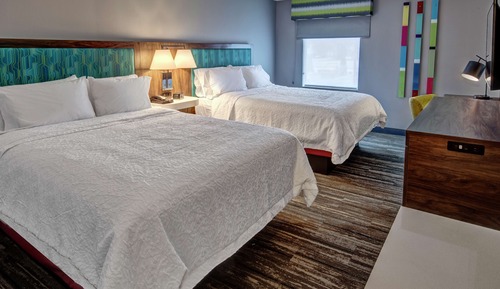 Room, 2 Queen Beds, Accessible (Hearing)