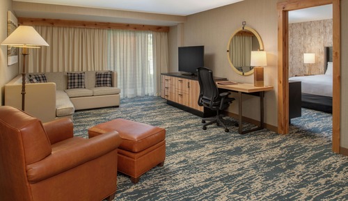 Suite, 1 King Bed