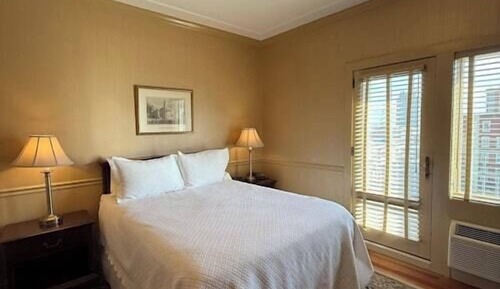 Standard Room- ONE QUEEN BED with Juliet Balcony - Old City View