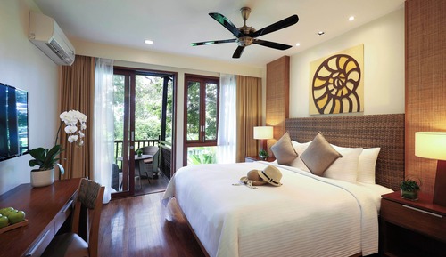 Rainforest Chalet