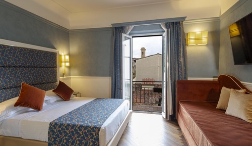 Deluxe Triple Room
