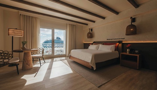 1-Bedroom Executive Suite (Adults Only, Marina Hotel)