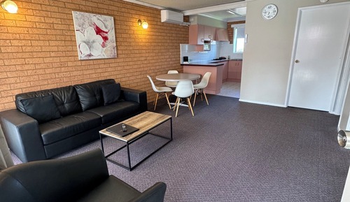 2 Bedroom Apartment 2Q1S