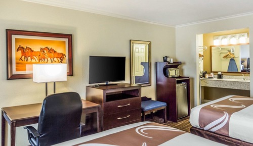 Standard Room, 2 Queen Beds, Non Smoking