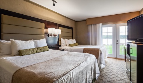 Standard Room, 2 Queen Beds, Patio, Courtyard View (Pet Friendly)