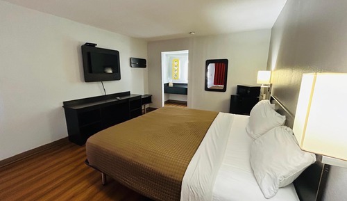 Room, 1 King Bed, Accessible Bathtub, Non Smoking