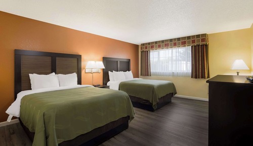 Standard Room, 2 Queen Beds, Non Smoking