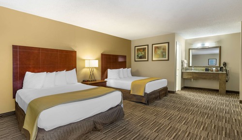 Standard Room, 2 Queen Beds, Non Smoking, Refrigerator & Microwave (with Sofabed;Oversized Room)