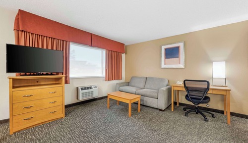 Suite, 1 Queen Bed, Non Smoking