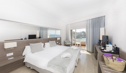 Deluxe Room, Sea View (1 Adult)