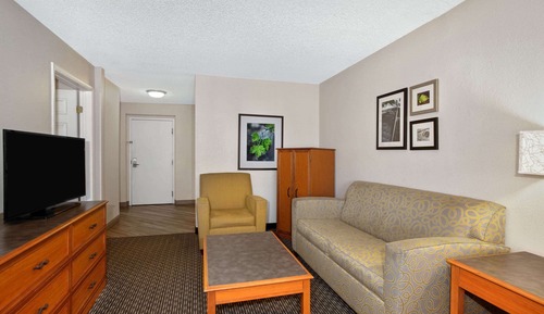 Deluxe Suite, 1 Bedroom, Non Smoking (1 King Bed)