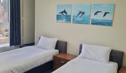 Family Room, 1 Bedroom
