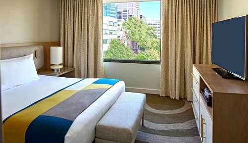 Suite, 1 King Bed, Mobility Accessible (Roll-in Shower)