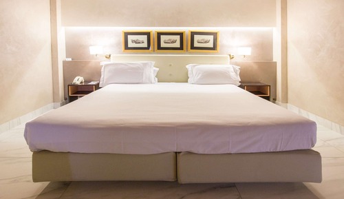 Family Room, 2 Queen Beds, Non Smoking, Connecting Rooms