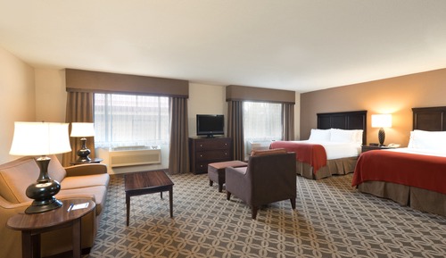 Suite, Multiple Beds