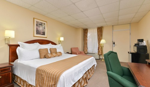Deluxe Room, 1 King Bed, Non Smoking
