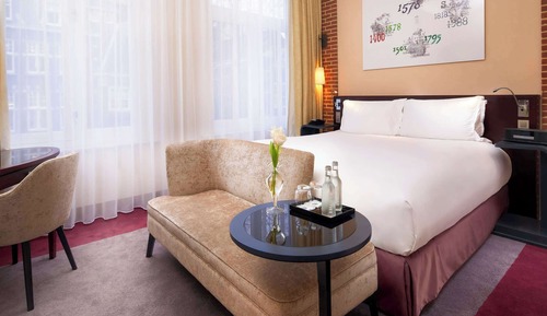 Superior Room, 1 Queen Bed, City View (Garden, courtyard or City view)