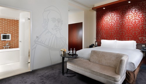 Suite, 1 King Bed