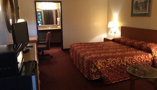 Standard Room, 1 King Bed, Non Smoking