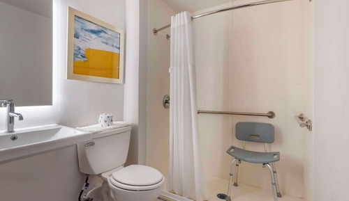 Standard Room, 2 Queen Beds, Accessible, Non Smoking