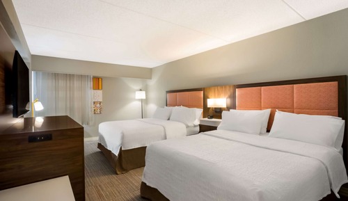 Suite, 2 Queen Beds, Refrigerator & Microwave (Wet bar)