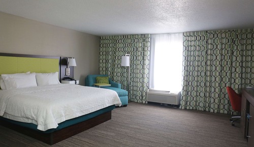 Deluxe Room, 1 King Bed, Non Smoking