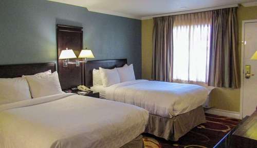 Standard Room, 2 Double Beds, Non Smoking