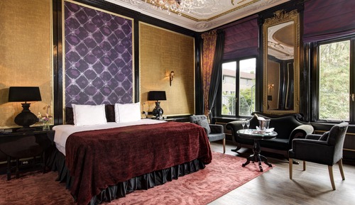 Royal Suite (Split Level)