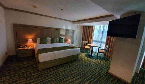 Studio Suite, 1 King Bed, Non Smoking